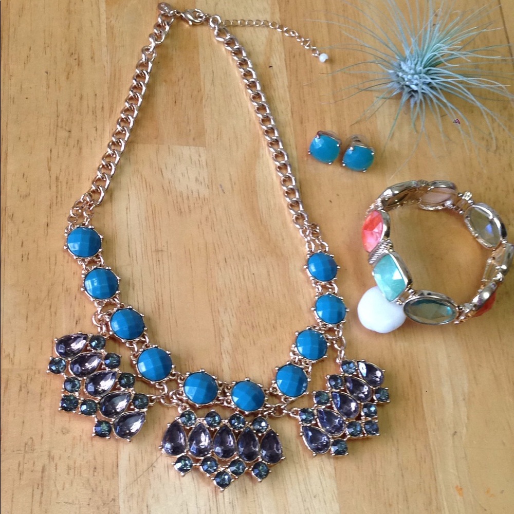 Costume turquoise and rhinestone set